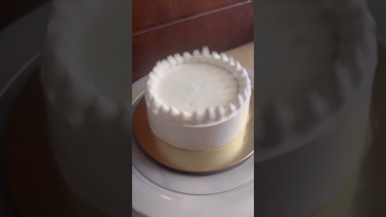 Pineapple cake can never go wrongg