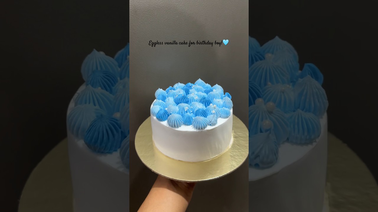 Eggless vanilla cake